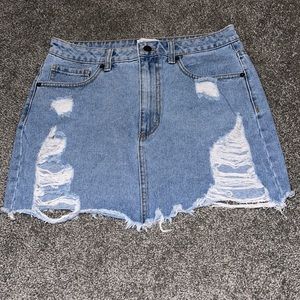 Size large, Forever 21 denim skirt